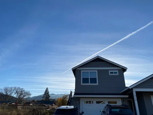 314A Lithia Ave, Talent, OR 97540