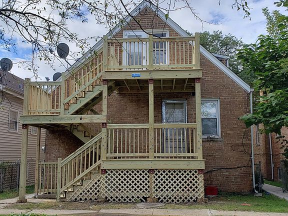 2nd image of 2143 N Nagle 1st Fl