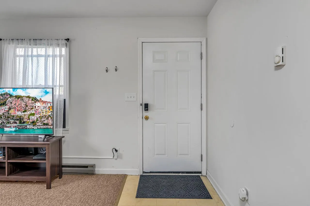 19 Limox Ln — Photo 4