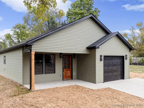 519 Adkins Court, Sellersburg, IN 47172