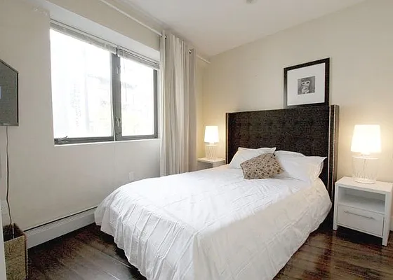 Rented by ER (DO NOT USE) | media 6