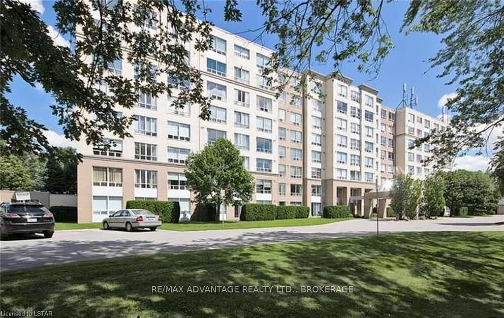 2 bed, $2,350 — Photo 2