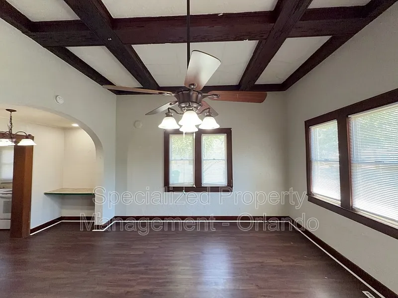 2 bed, 2.0 bath, 1054 sqft, $1,950 — Photo 2