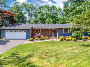21 Glenroy Rd, Fairfield, NJ 07004