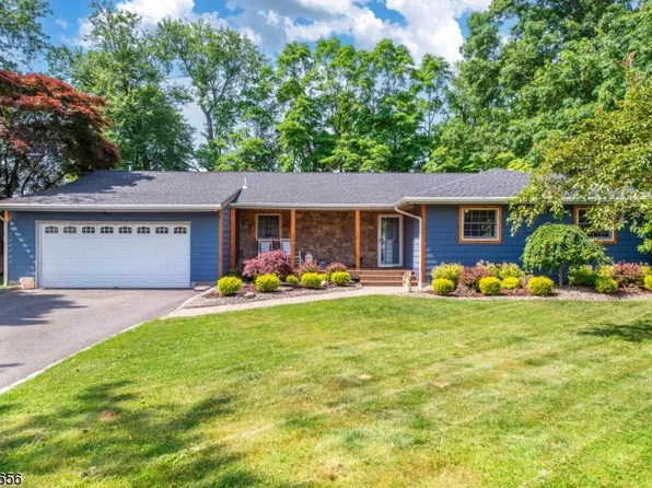 21 Glenroy Rd South, Fairfield Twp., NJ 07004