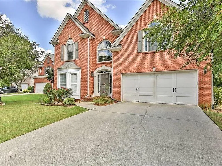 2917 Arbor Creek Ln — Photo 1