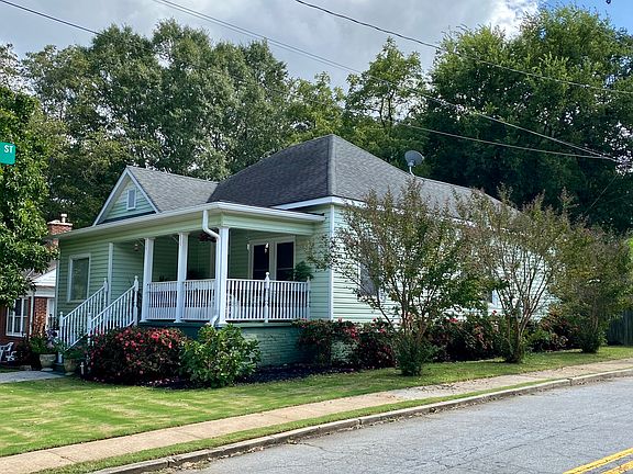 3rd image of 1414 Bryan Ave