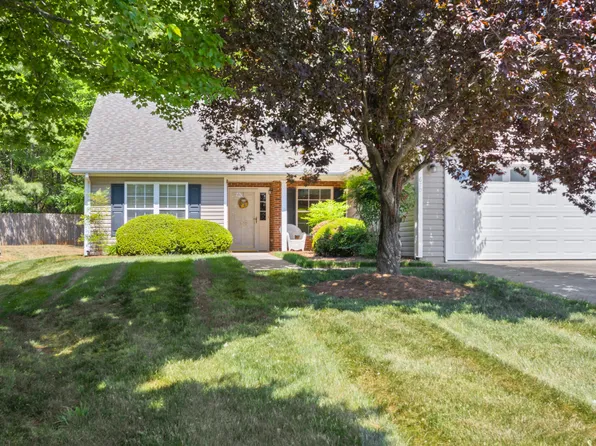 670 Huntingdon St, Elon, NC 27244