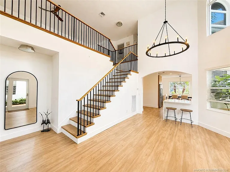 143 Pepper Ln — Photo 6