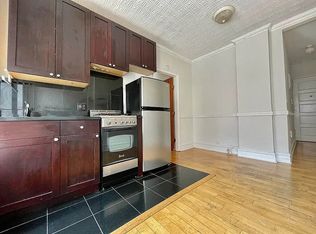 35 Christopher St APT 1C, New York, NY 10014