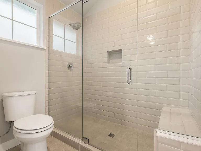 22729 SE 14th Ct #13 — Photo 15