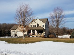 685 Mary Jo Ct, Hudson, WI 54016