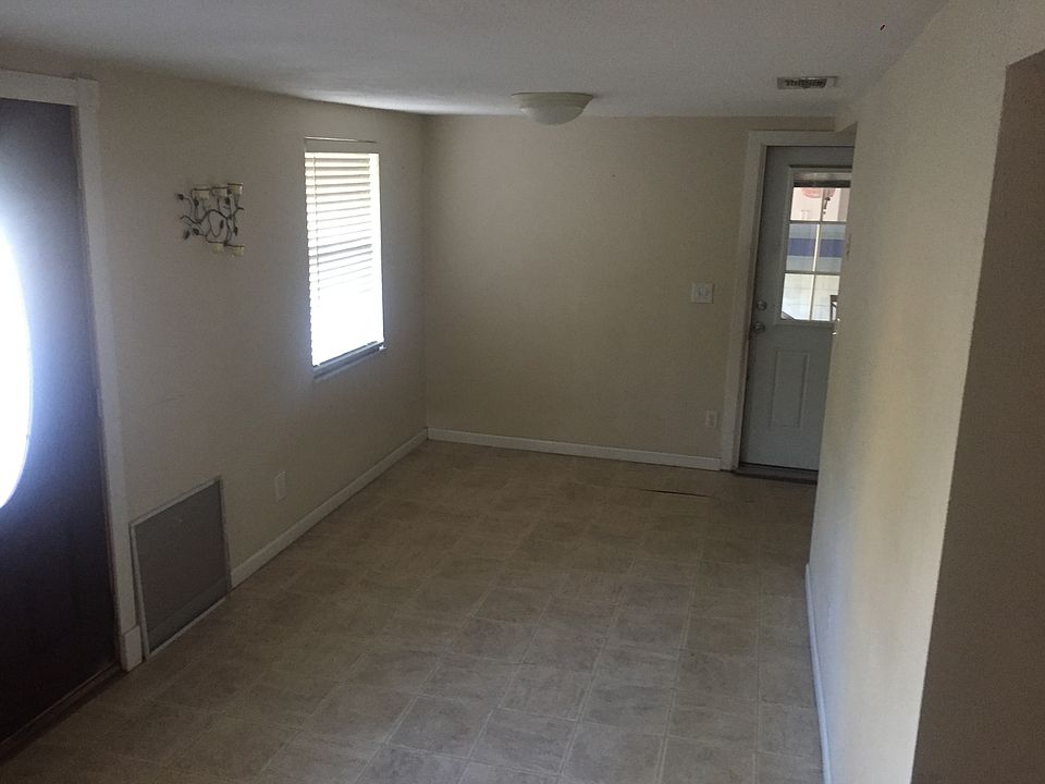 1st image of 179 E Wilbur Ave