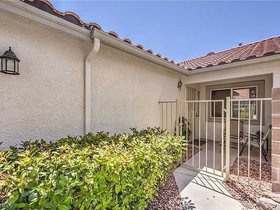 4th image of 149 Tapatio St