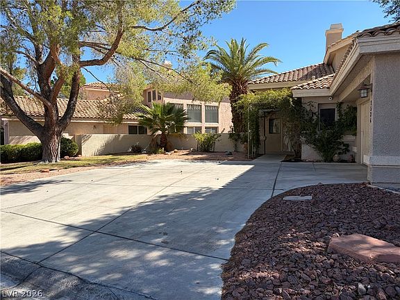 2nd image of 2536 Seascape Dr
