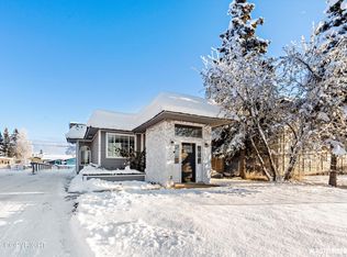 619 Bragaw St, Anchorage, AK 99508