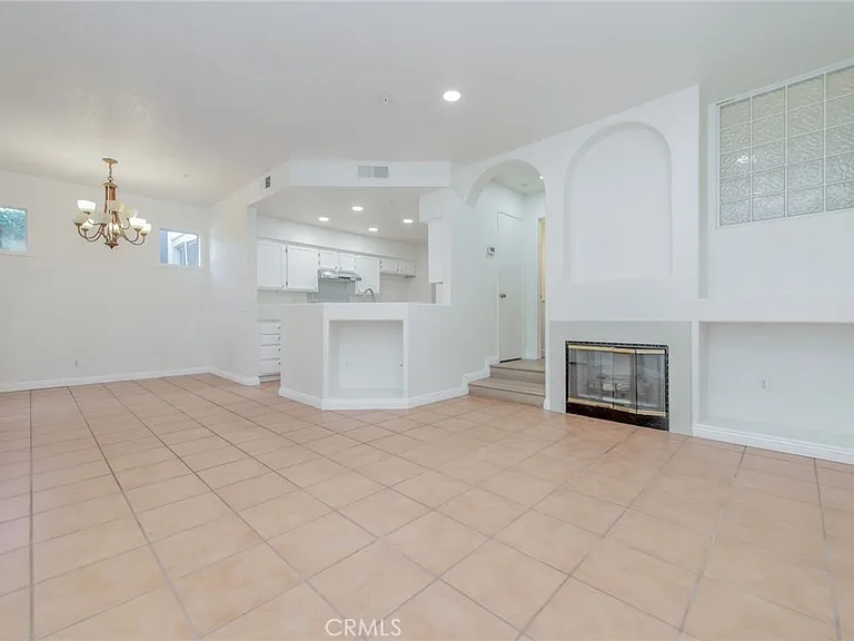 35 Coronado Cay Ln — Photo 5
