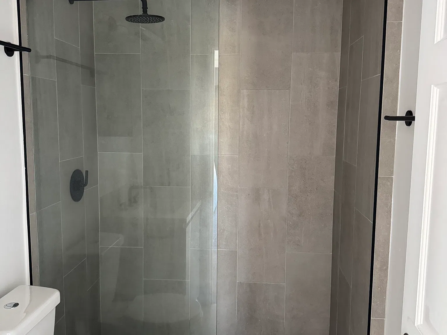 4154 W Pico Blvd — Photo 3