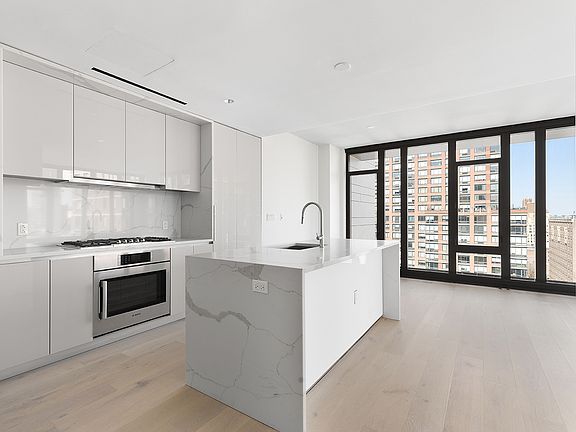 2nd image of 212 W 95th St #9AB