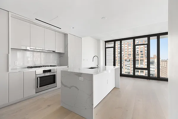 Sold by Reuveni LLC | media 2