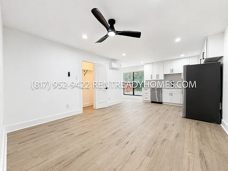 1510 W Jefferson Blvd #106 — Photo 4