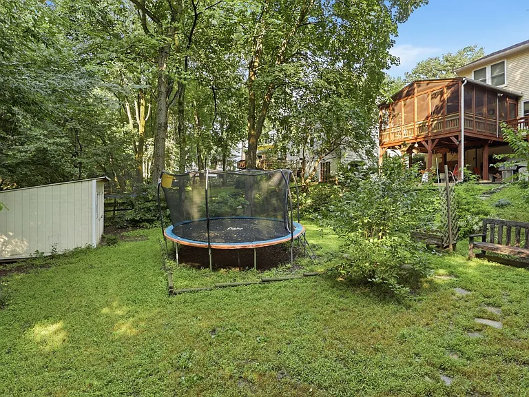 8818 Blue Sea Dr — Photo 36
