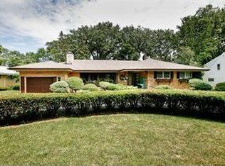 1133 Dartmouth Rd, Flossmoor, IL 60422