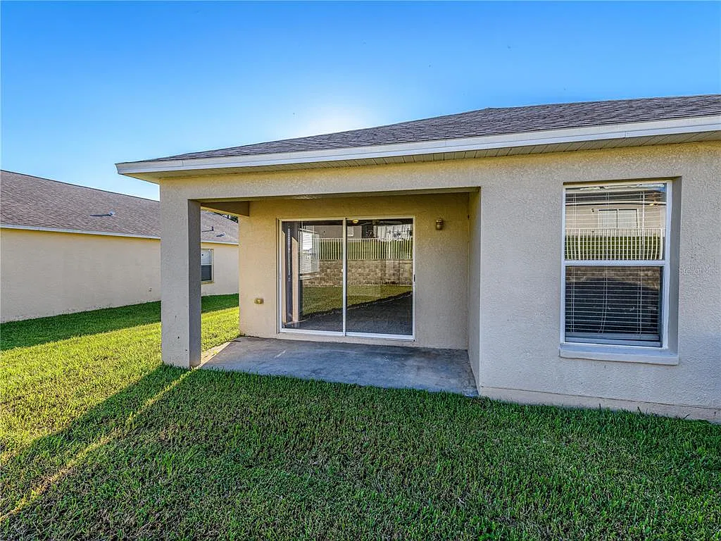 3 bed, 2.0 bath, 1350 sqft, $1,875 — Photo 4