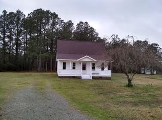 121 Deer Farm Ln, Willow Spring, NC 27592