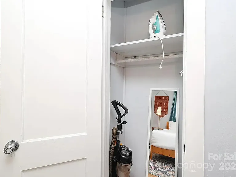 1822 Kensington Dr — Photo 14