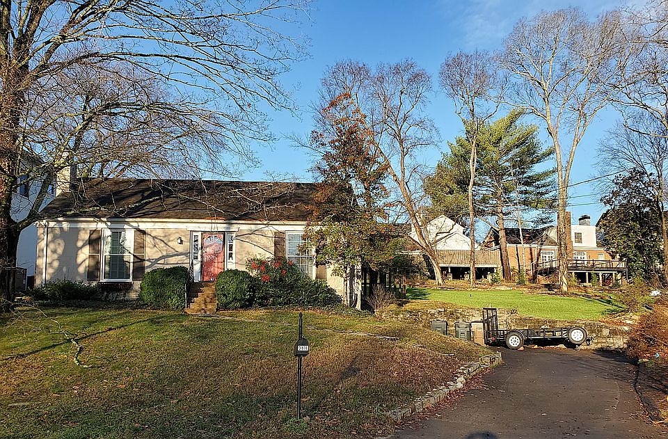1st image of 3811 Woodmont Ln