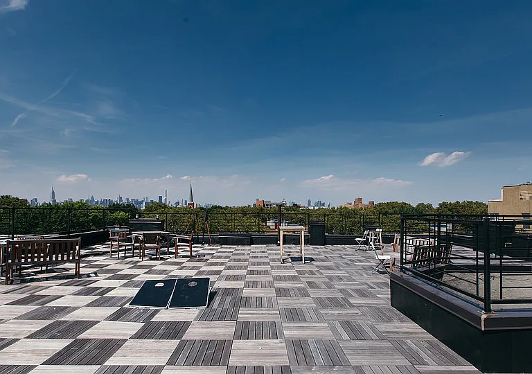 206 Scholes St #8 — Photo 11