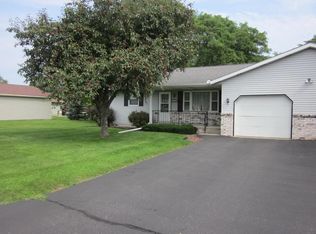 1205 9th St #5, Baraboo, WI 53913