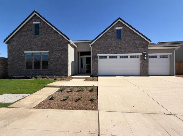 2287 N Marion Ave, Clovis, CA 93619