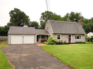 10 Northfield Rd, Simsbury, CT 06070
