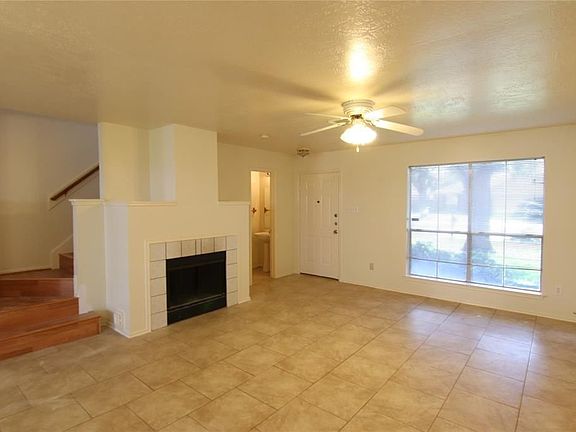 3rd image of 13806 Naomi Hollow Ln