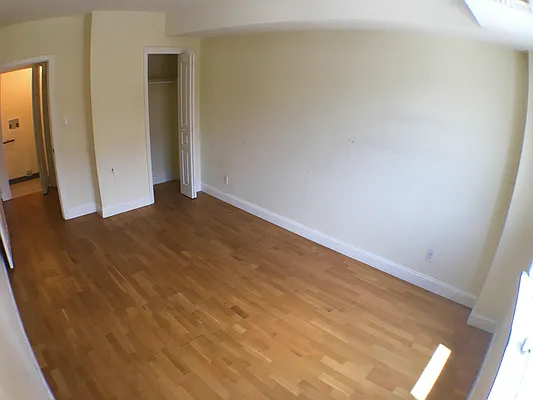 Rented by Abba Realty Associates INC | media 8