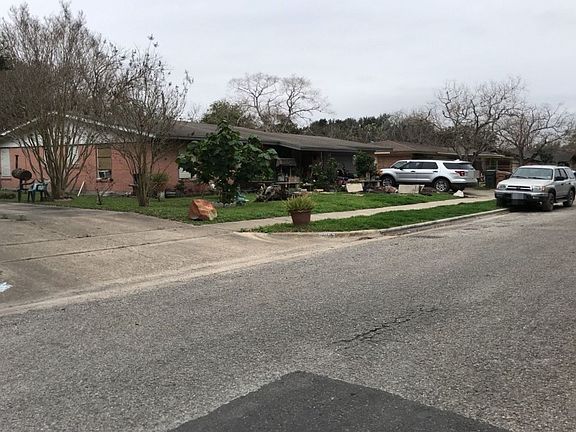 3rd image of 10663 Veda Dr