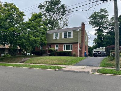 55 Beacon Avenue, New Haven, CT, 06512