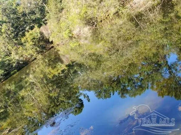 250 N Chipper Rd, Cantonment, FL 32533