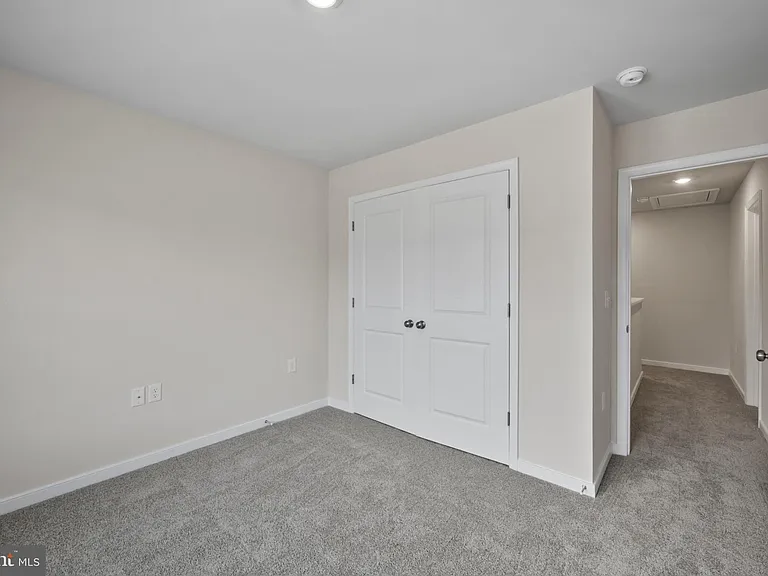 106 Mate Ct — Photo 30