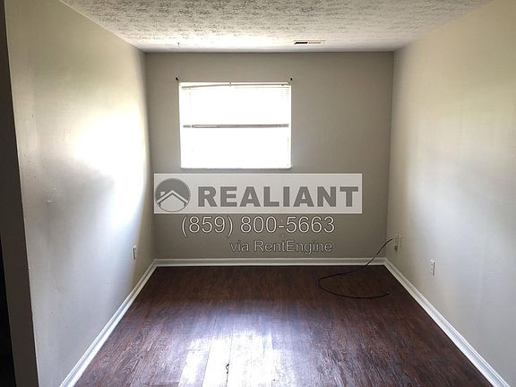5th image of 327 Eastern Ave