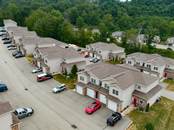 Park Place Apartments & Townhomes, 2000 Wildflower Cir #76d5fc0e0, Washington, PA 15301