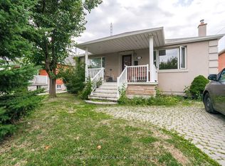 265 Reiner Rd #BASEMENT, Toronto, ON M3H 2M5