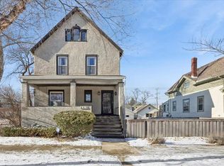 643 S Taylor Ave, Oak Park, IL 60304