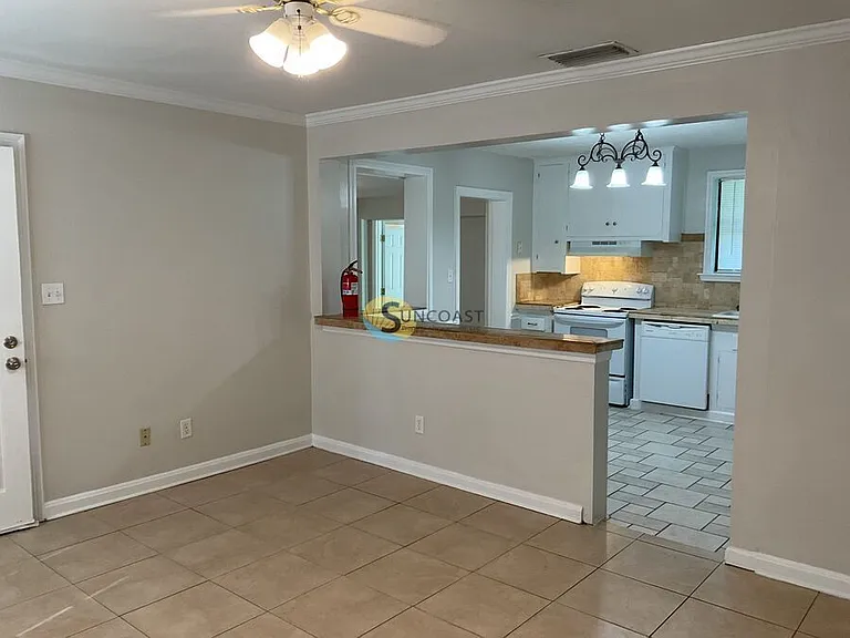 3721 Colebrooke Dr — Photo 2