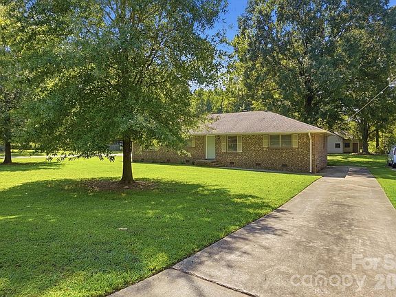 5th image of 8051 S Way Rd