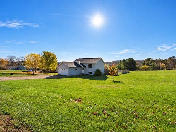 W1401 Skyline Dr, Spring Valley, WI 54767