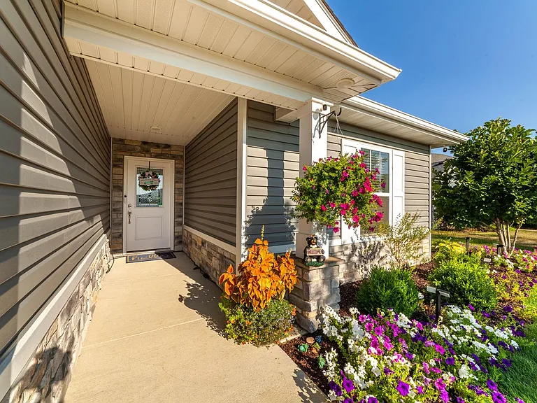 2308 Mace Dr — Photo 3