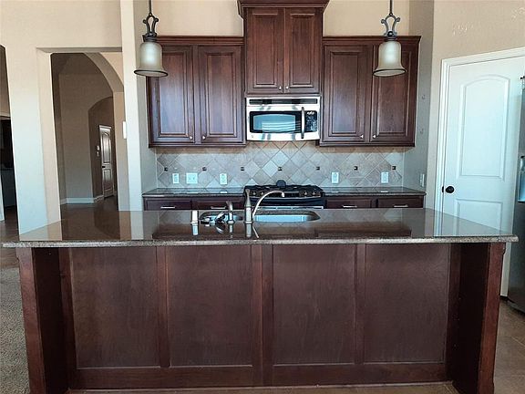 5th image of 2305 Lost Bridge Ln